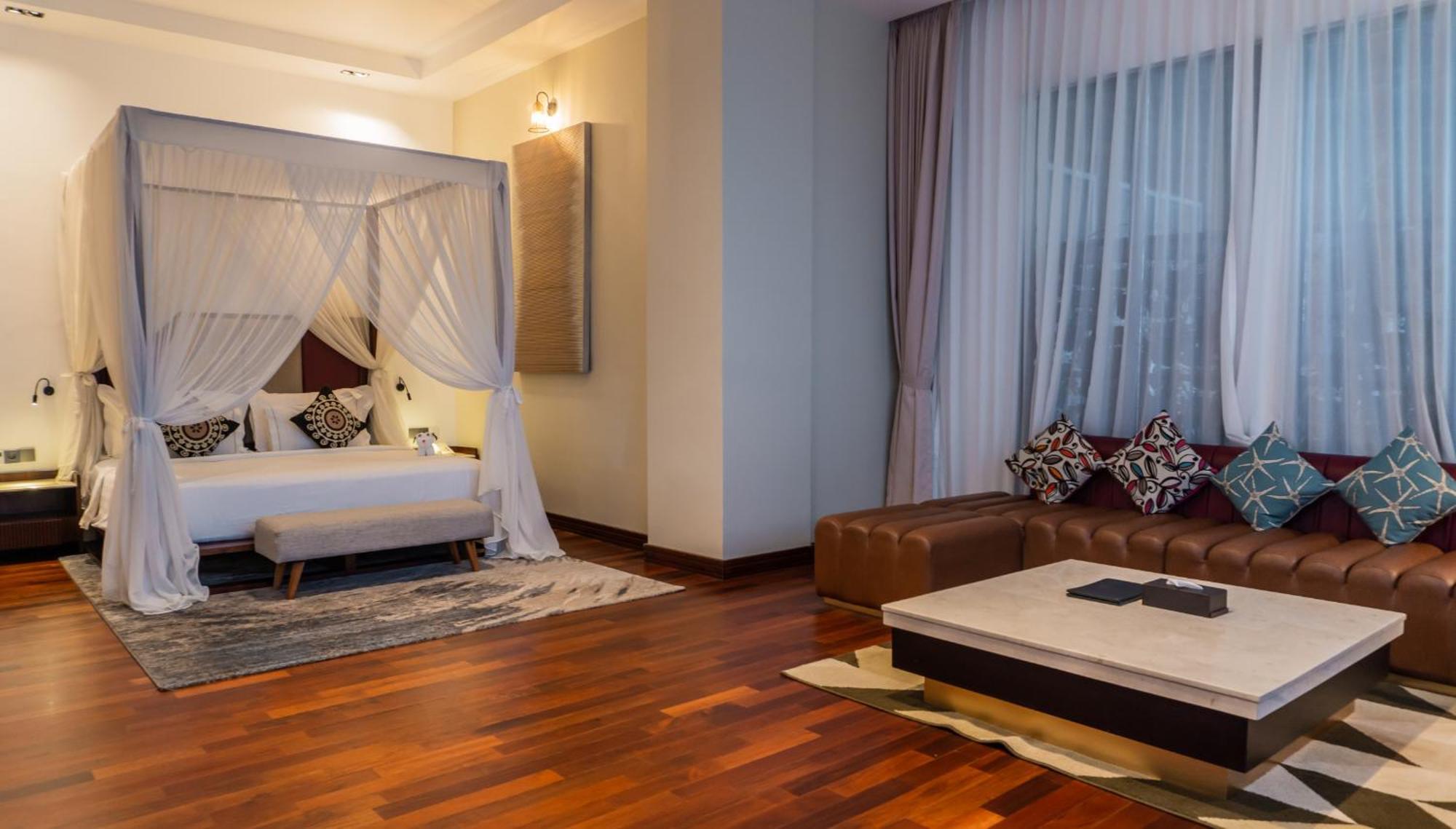 Grand Sunshine Resort & Convention Bandung Buitenkant foto